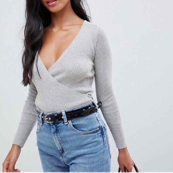 ASOS Sweaters - 💥HP💥 ASOS Ribbed Cropped Sweater